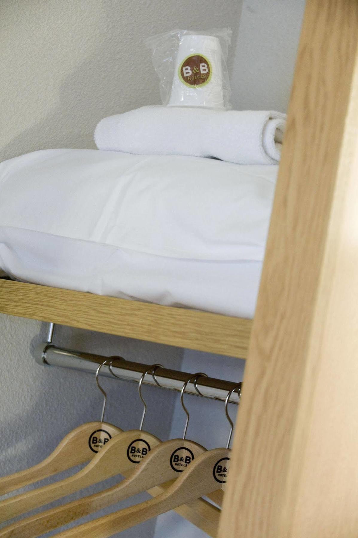 B&B Hotel Cherbourg Eksteriør billede